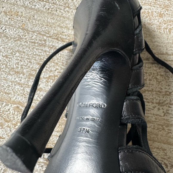 Tom Ford Black Lace-Up Women's Shoes - Picture 4 of 5